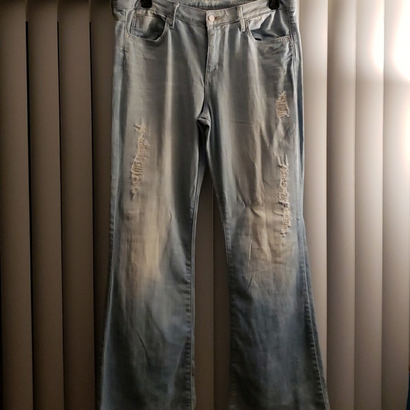 Jeans - Picture 2 of 5